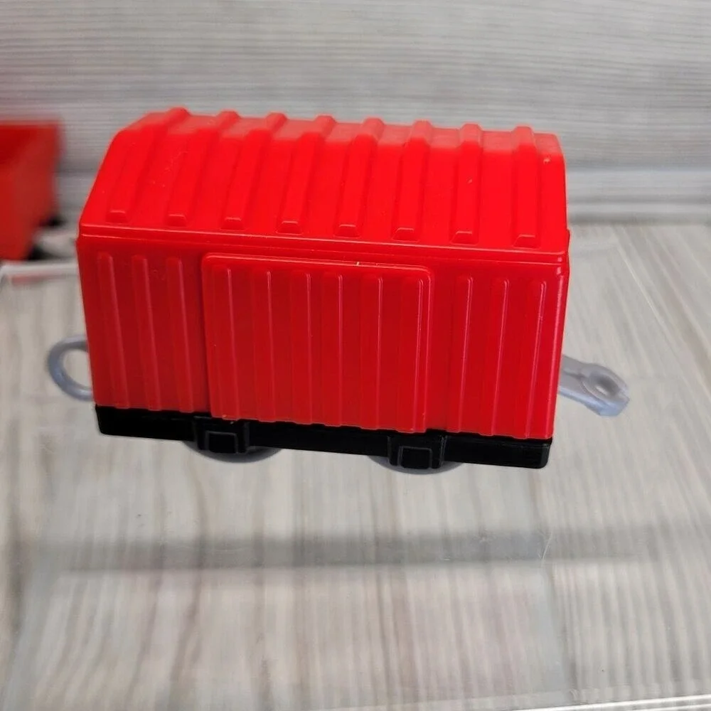 7 pc Fisher-Price Thomas TrackMaster Train Car McColl Farm Crane Cargo Crab‎